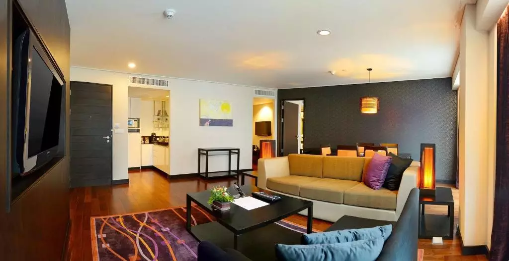 Radisson Suites Bangkok Sukhumvit